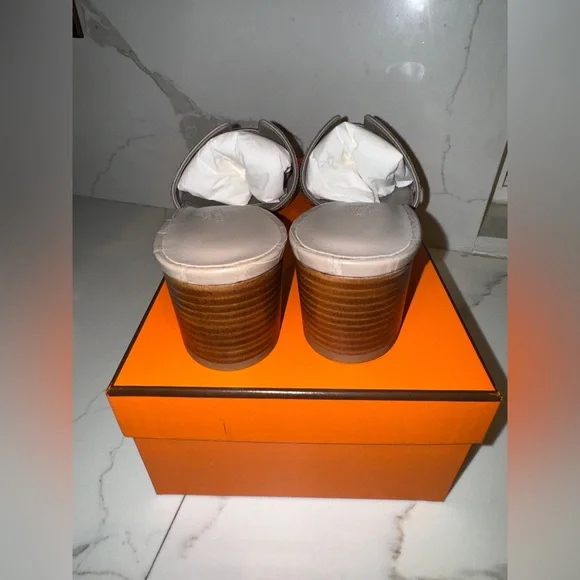 Hermes Oasis Custom Alligator Sandals Size 41.5 - Picture 6 of 15